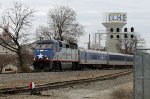 RNCX 1755 leads train 75 southbound